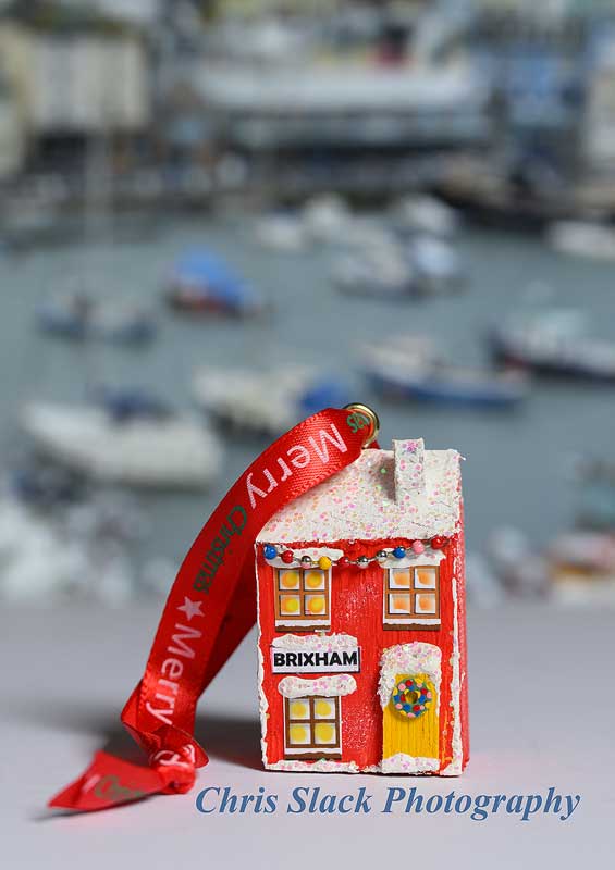 Handmade pastel Red Brixham Christmas cottage to hang on your tree or make your own little street! Cott 3